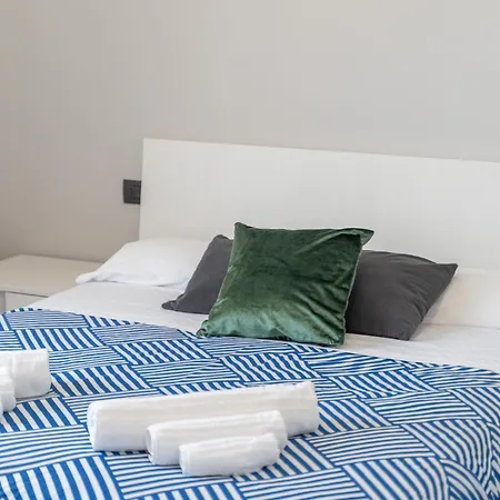 Апартаменты Nola House 450 Mt From The *